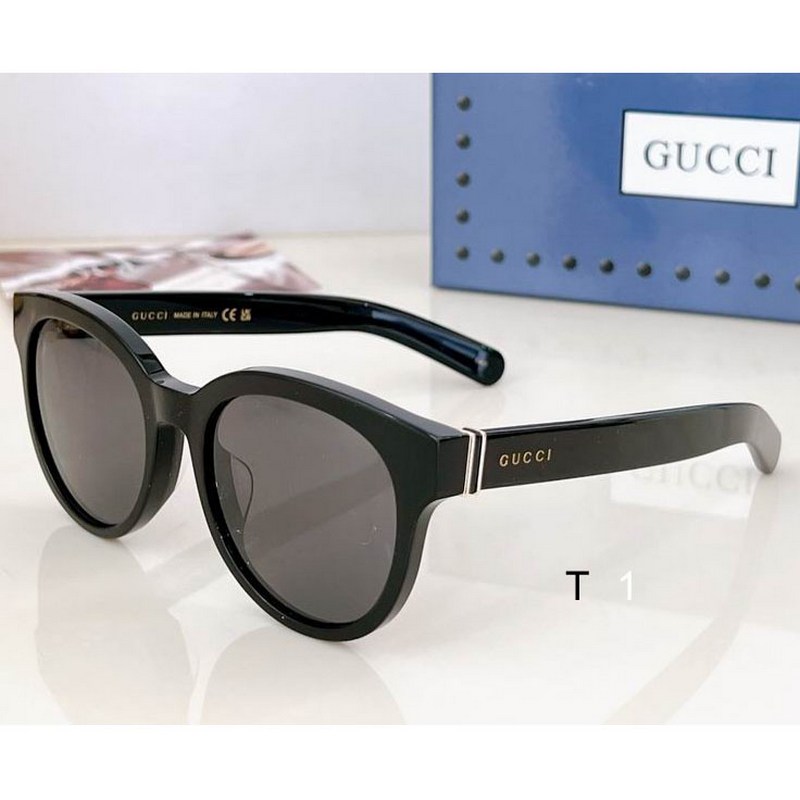 Gucci Sunglasses 583